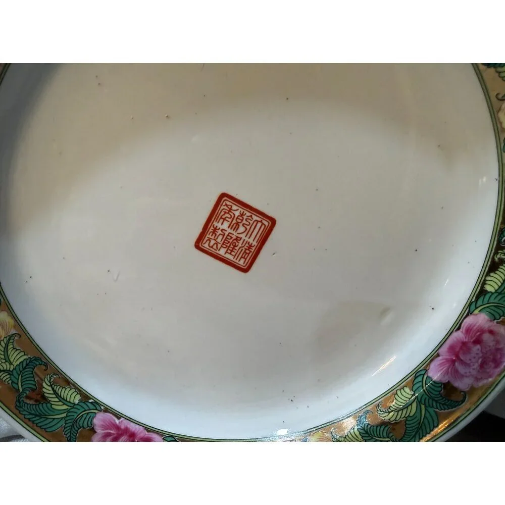 Chinese Famille Rose and Medallion pattern plate Antique Quinn dynasty